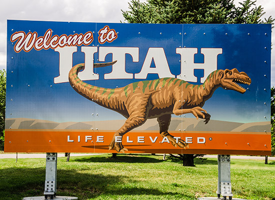Utah Dinosaurs DriveAway Top USA Drives
